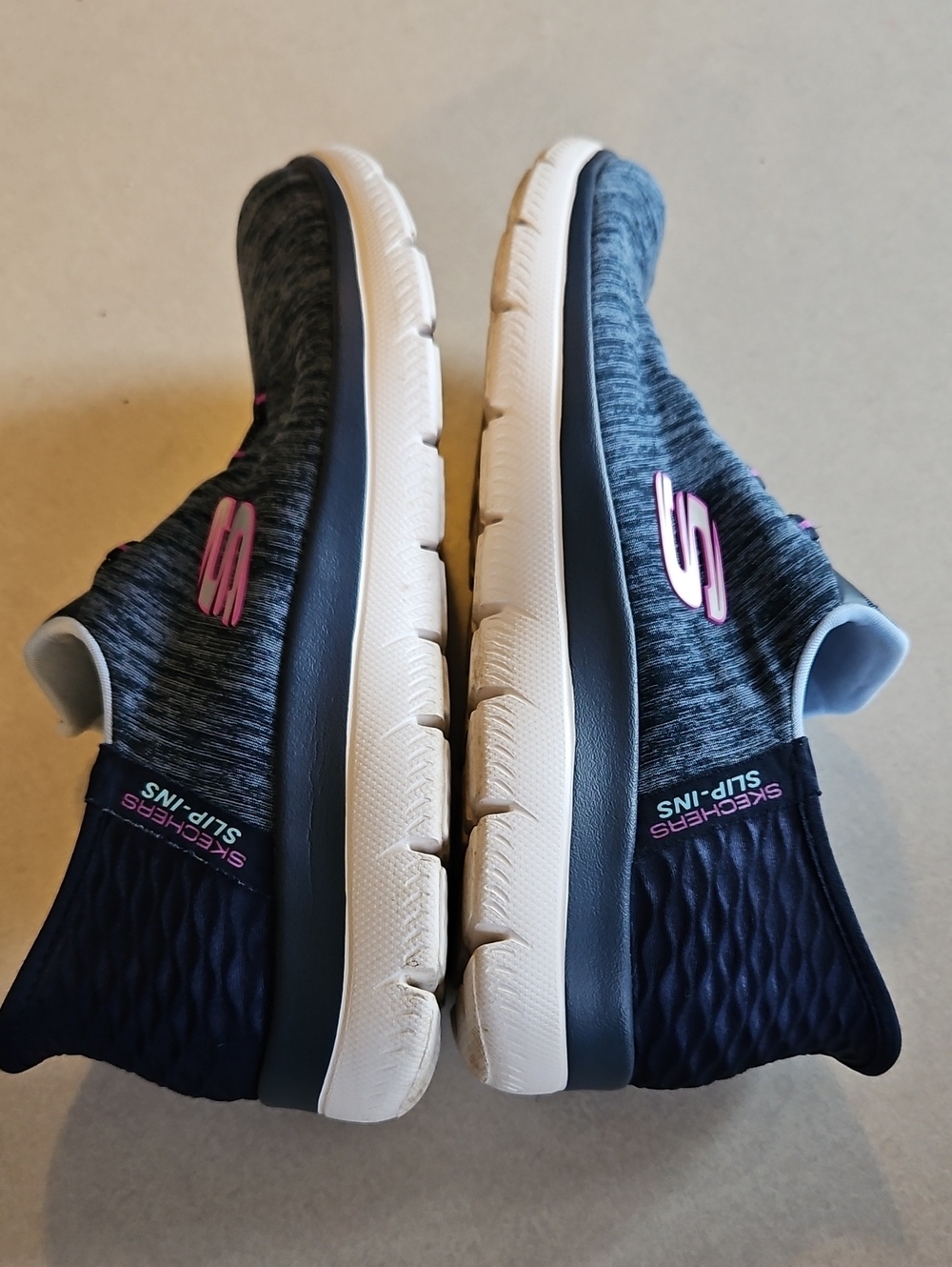 Skechers Slip Ins - Picture 9 of 13